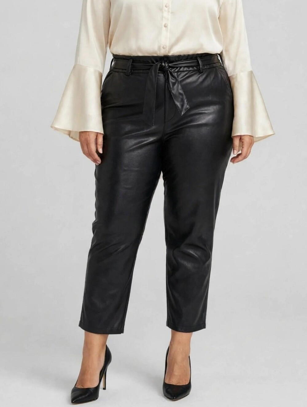 NWOT! STAR DUST! BLACK VEGAN LEATHER, SUPER HIGH WAIST, BELTED PANTS, SLACKS! 3X